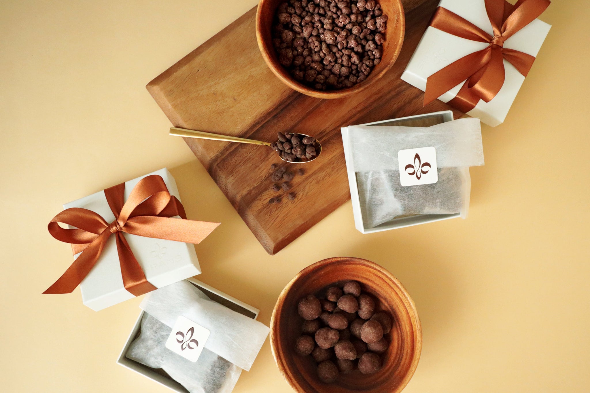 【NEW】CHOCOLATE COVERED NUTS SERIES